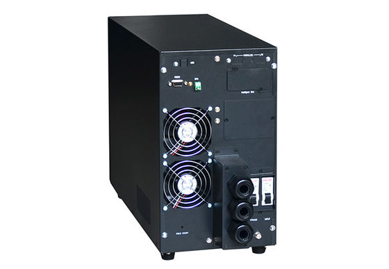 240V 6KW ระบบ UPS ทาวเวอร์ 60hz ชั้นวางเซิร์ฟเวอร์ แบตเตอรี่ แหล่งจ่ายไฟอย่างต่อเนื่อง
