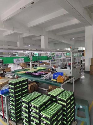 50ah IP65 12v LFP แบตเตอรี่ 7.2-200ah แบตเตอรี่ลิเธียม RV สำหรับเครื่องใช้ในบ้าน