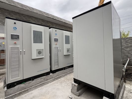 LIFEPO4 ปรับปรุงประสิทธิภาพกริด ระบบกักเก็บพลังงานแบตเตอรี่ 6000 รอบ